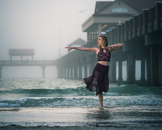 Elsie Oedekoven - Beach Photoshoot-89.jpg