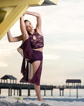 Elsie Oedekoven - Beach Photoshoot-71.jpg